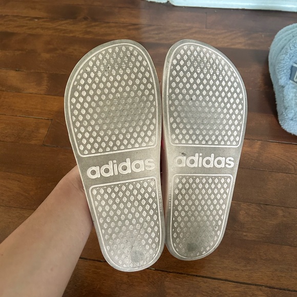 ADIDAS SLIDES - Picture 4 of 6